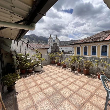 Hostal Benalcazar Quito Dış mekan fotoğraf
