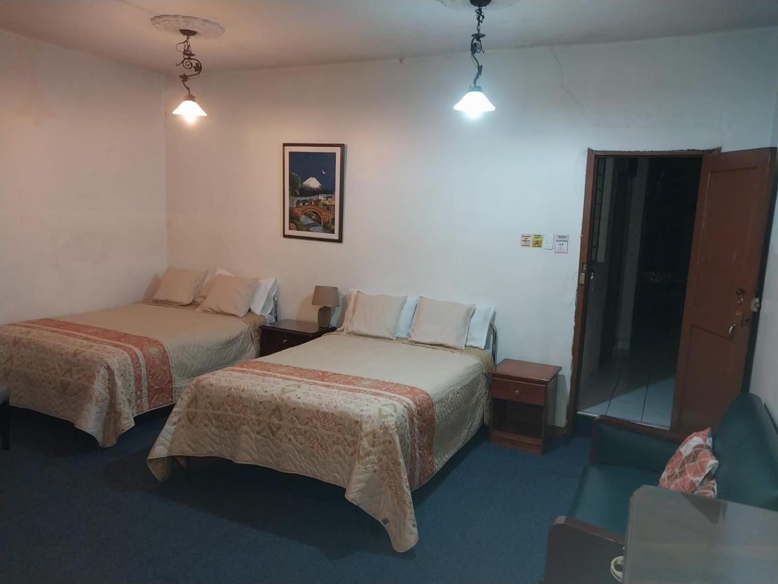 Hostal Benalcazar Quito Dış mekan fotoğraf