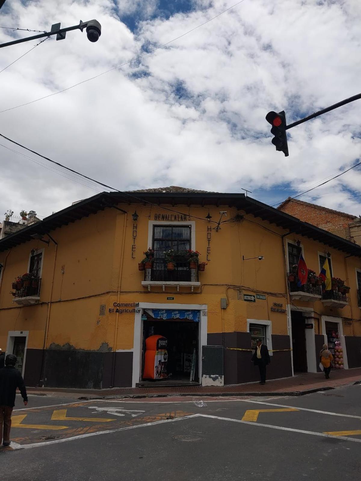 Hostal Benalcazar Quito Dış mekan fotoğraf